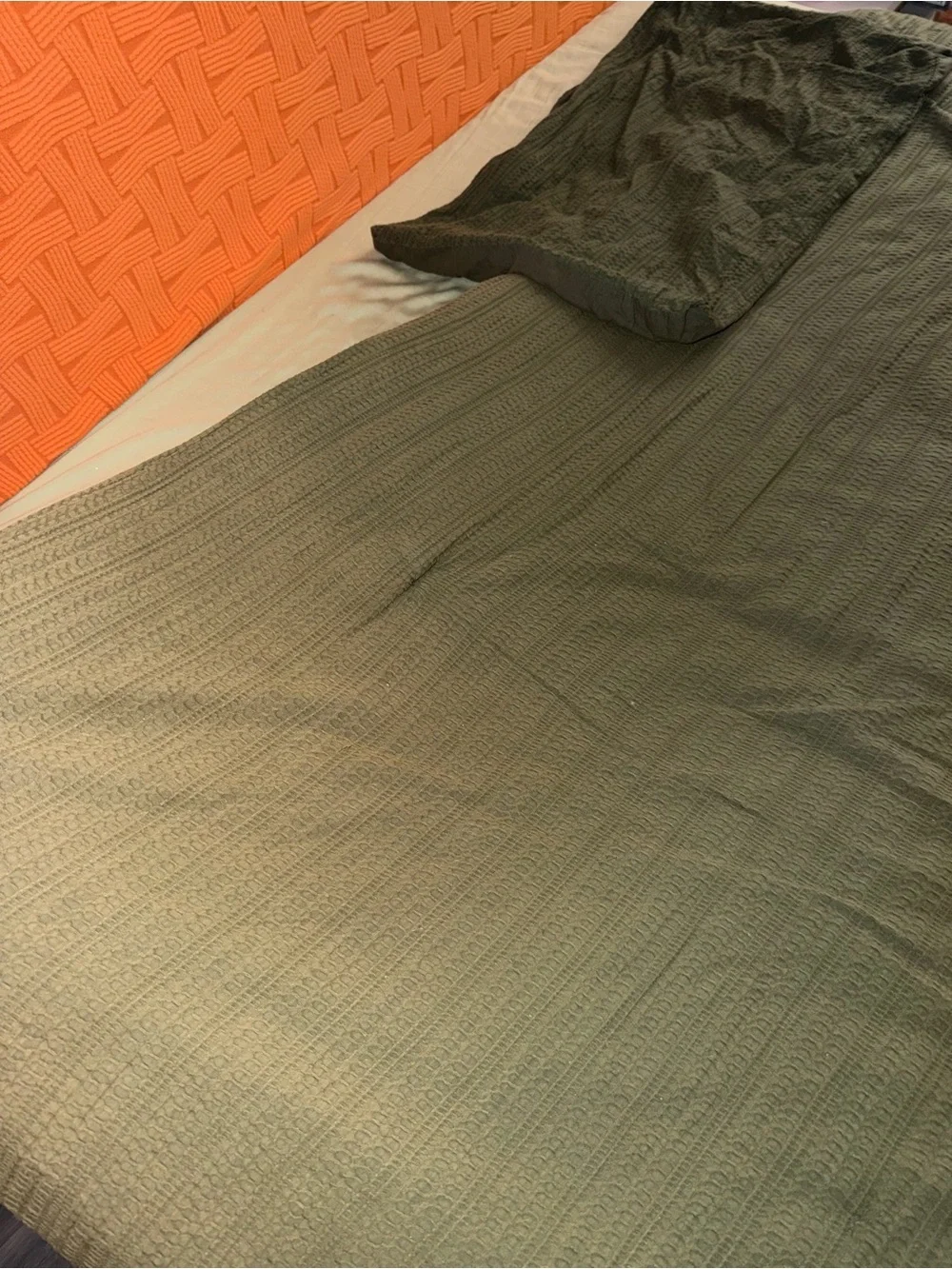 IKEA LUKTVICKER Queen Size Waffle Texture Green Comforter And Pillow Cases